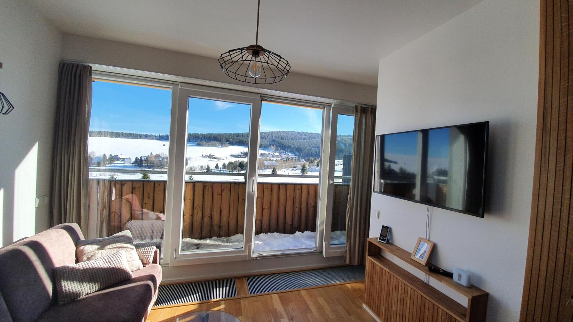 Mezonetovy Apartman Se Dvema Balkony A Vyhledem Loucna pod Klinovcem Exterior photo